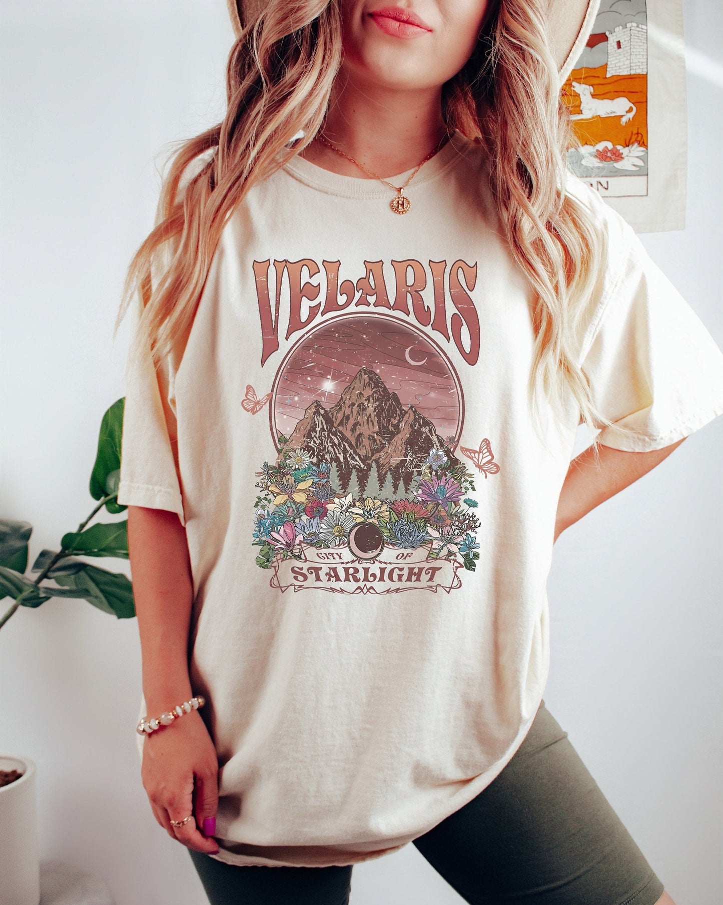 Velaris City of Starlight Shirt, Velaris Sweatshirt, ACOTAR Crewneck, The Night Court Tee, SJM Outfit, Gift for Her, House of Wind Book CFVLR70
