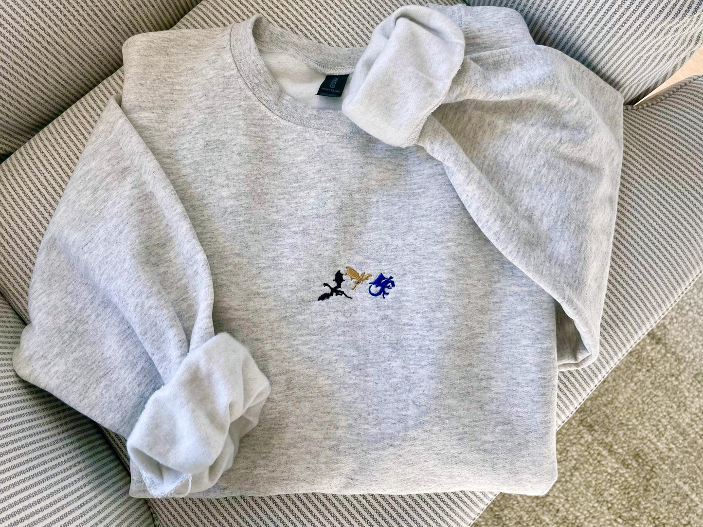Tiny dragons embroidered sweatshirt, Fourth Wing embroidered sweatshirt, booktok, bookish gifts, dragon, basgiath war college crewneck VEMB32