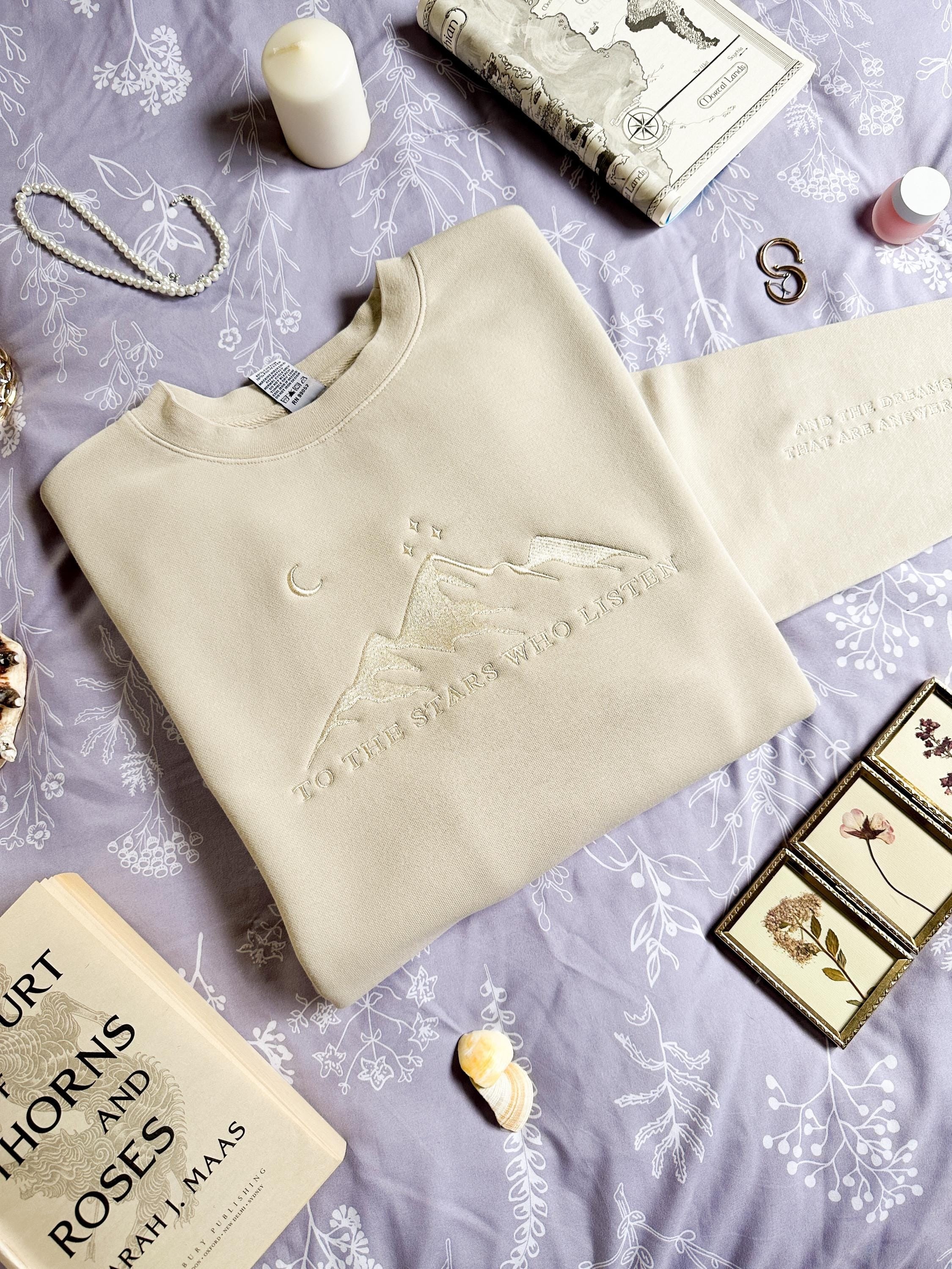 ACOTAR Black Embroidered Sweatshirt Stars Acotar Merch Acotar Sweatshirt Velaris Sweatshirt Acotar Shirt Sjm Merch Maas VEMB31