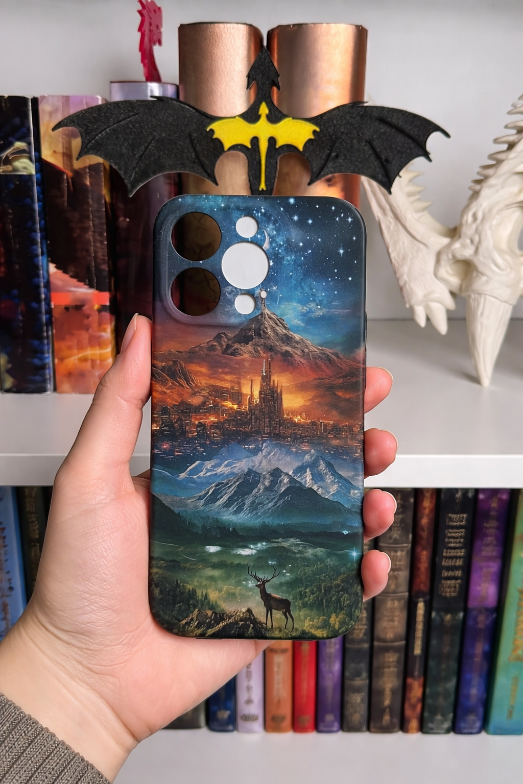 Throne of Glass iPhone Case, Fantasy Art Phone Cover, Aelin and the Kingdoms, Magical Landscape, Fantasy Book Lover Phone Cas PCVLR89