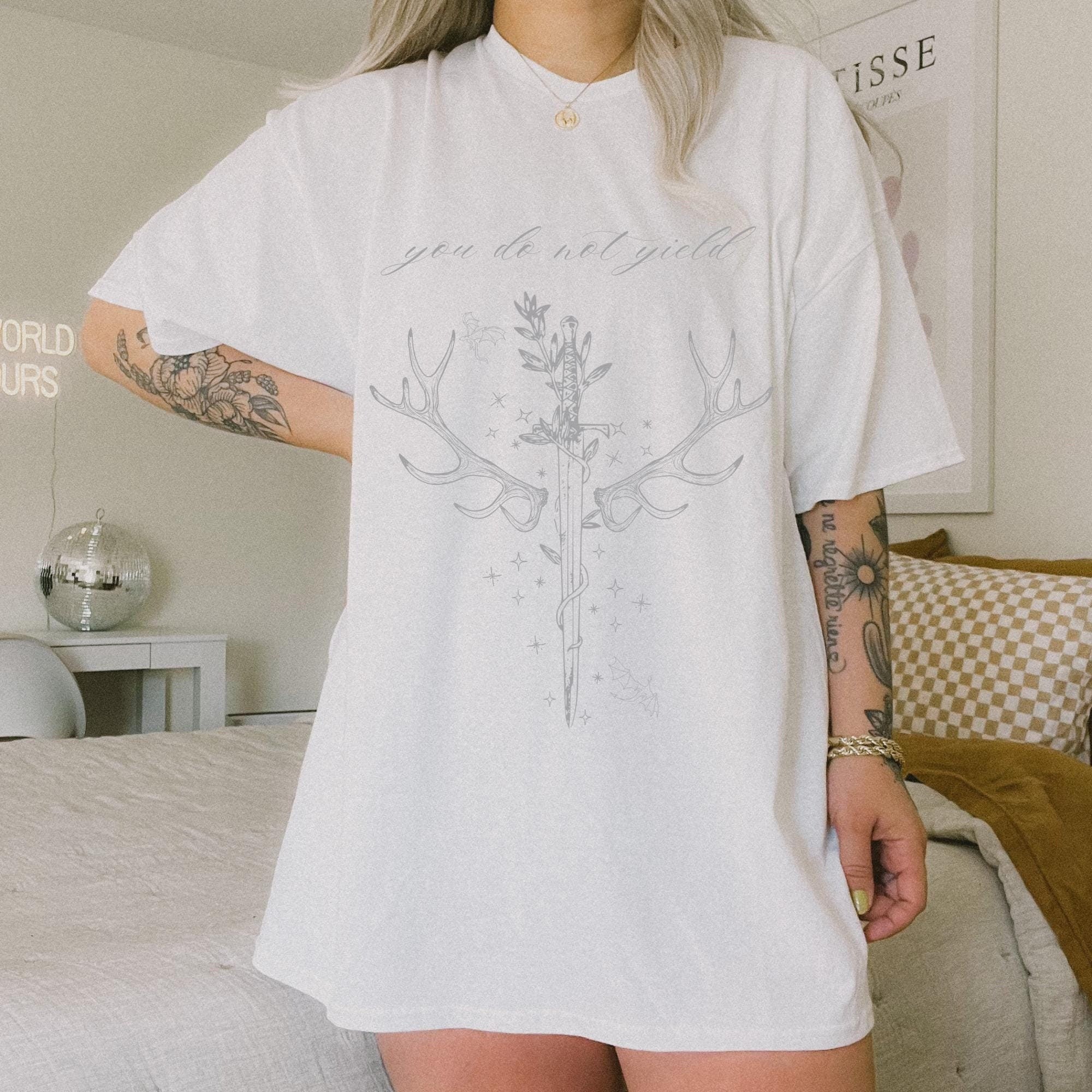 Comfort Colors® You do not yield. Throne of Glass Shirt. TOG shirt. SJM universe. Aelin Galathynius. You do not falter. Terrasen. CFVLR84