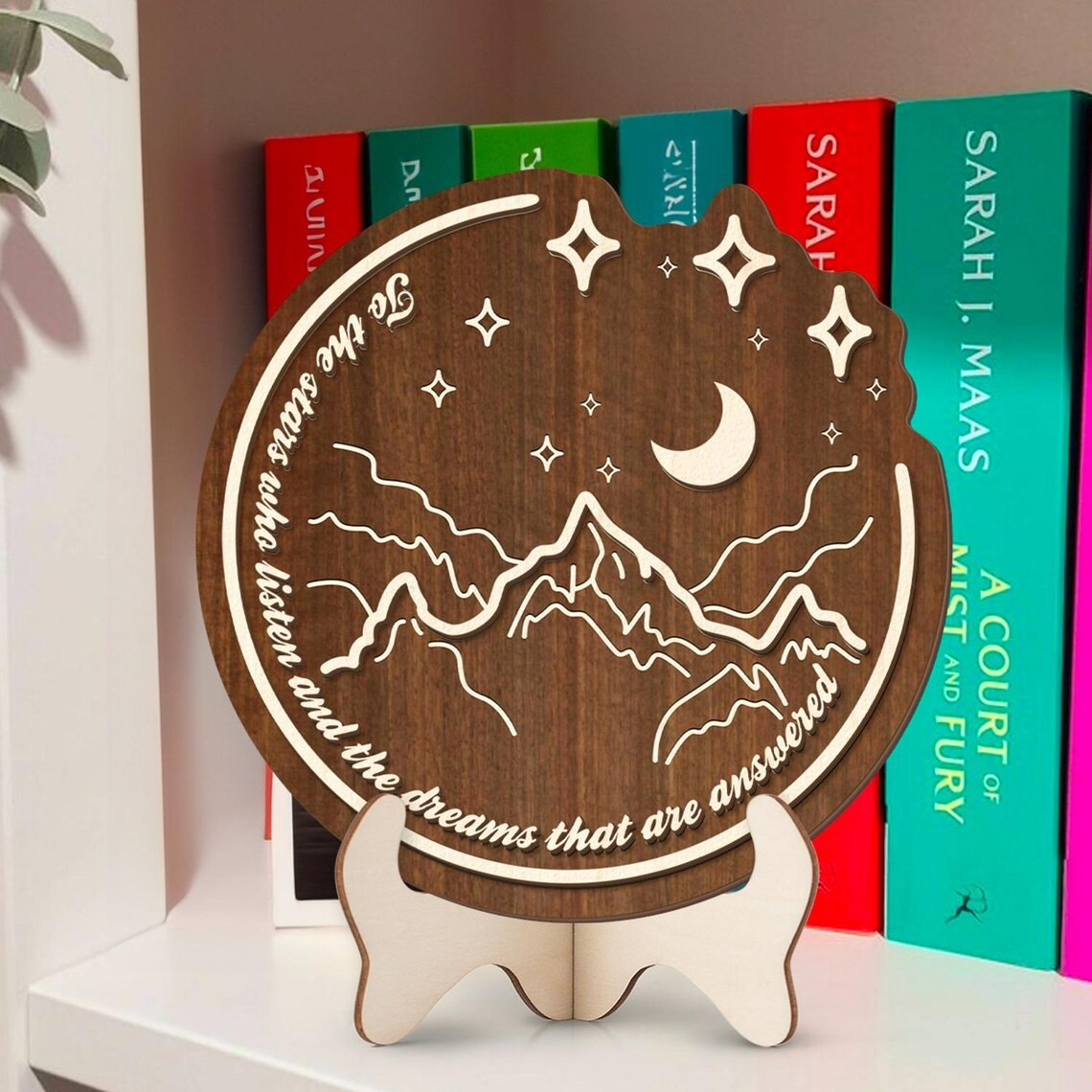 To The Stars Who Listen Book Sign, ACOTAR Bookshelf Decor, BookTok Bookish Sign, Book Lovers Gift, Fantasy Book Nook Decor