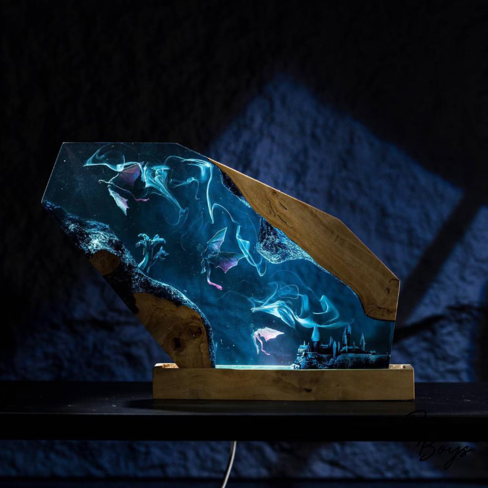 Dragon Resin Lamp, Fantasy Night Light, Epoxy Resin Dragon Lamp, Magical World Lamp, LED Resin Art Light, Wood Base Lamp, Fantasy Decor Gift.. ERNLVLA08