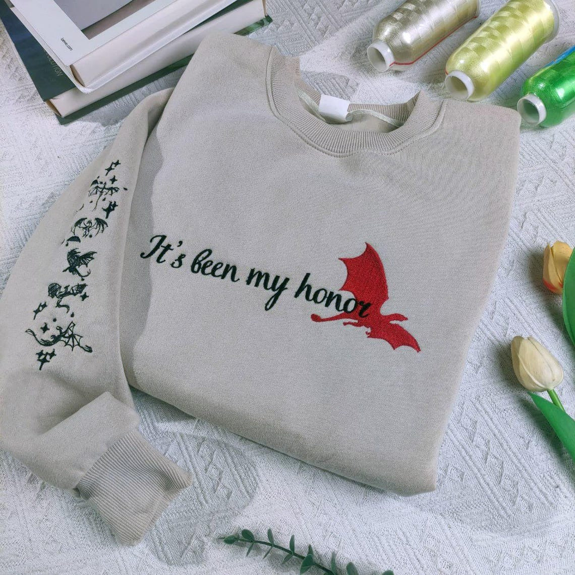 Embroidered It’s Been My Honor Sweatshirt, Fourth Wing Onyx Storm, The Empyrean Sweatshirt, VEMB18