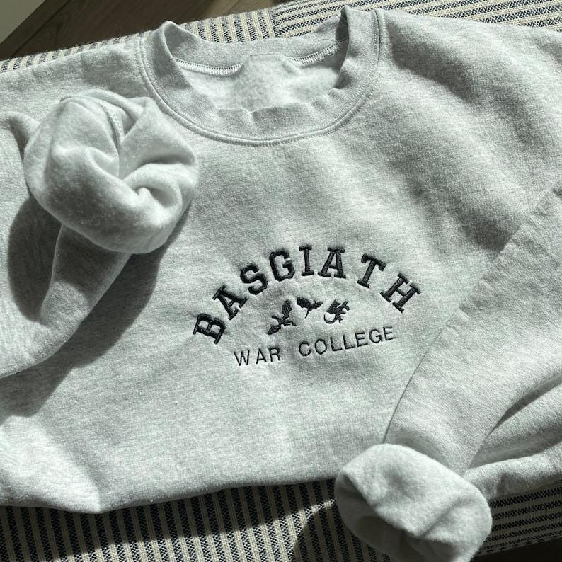 Basgiath War College EMBROIDERED Sweatshirt, Fourth Wing Sweatshirt, Bookish Sweatshirt, Dragon Rider, Fourth Wing Shirt, Violet Sorrengail VEMB37