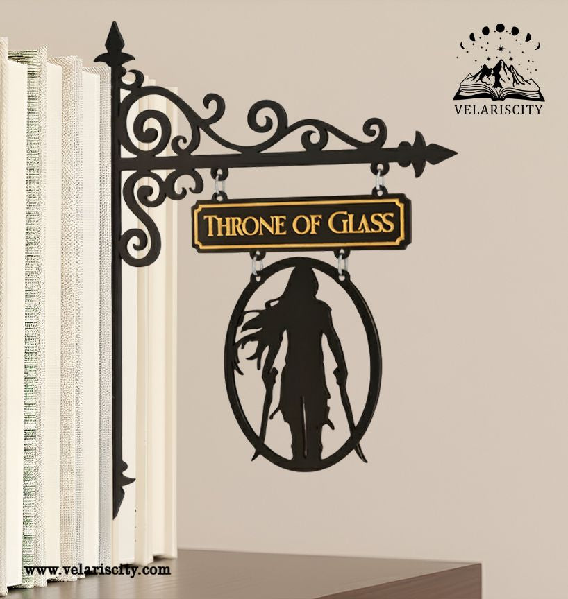 Throne of Glass Book Tavern Sign, Fantasy Wooden Book Tracker, Aelin Galathynius Silhouette Sign, Bookish Decor, Library Wall Hanging, Gift for Readers BSVLR22