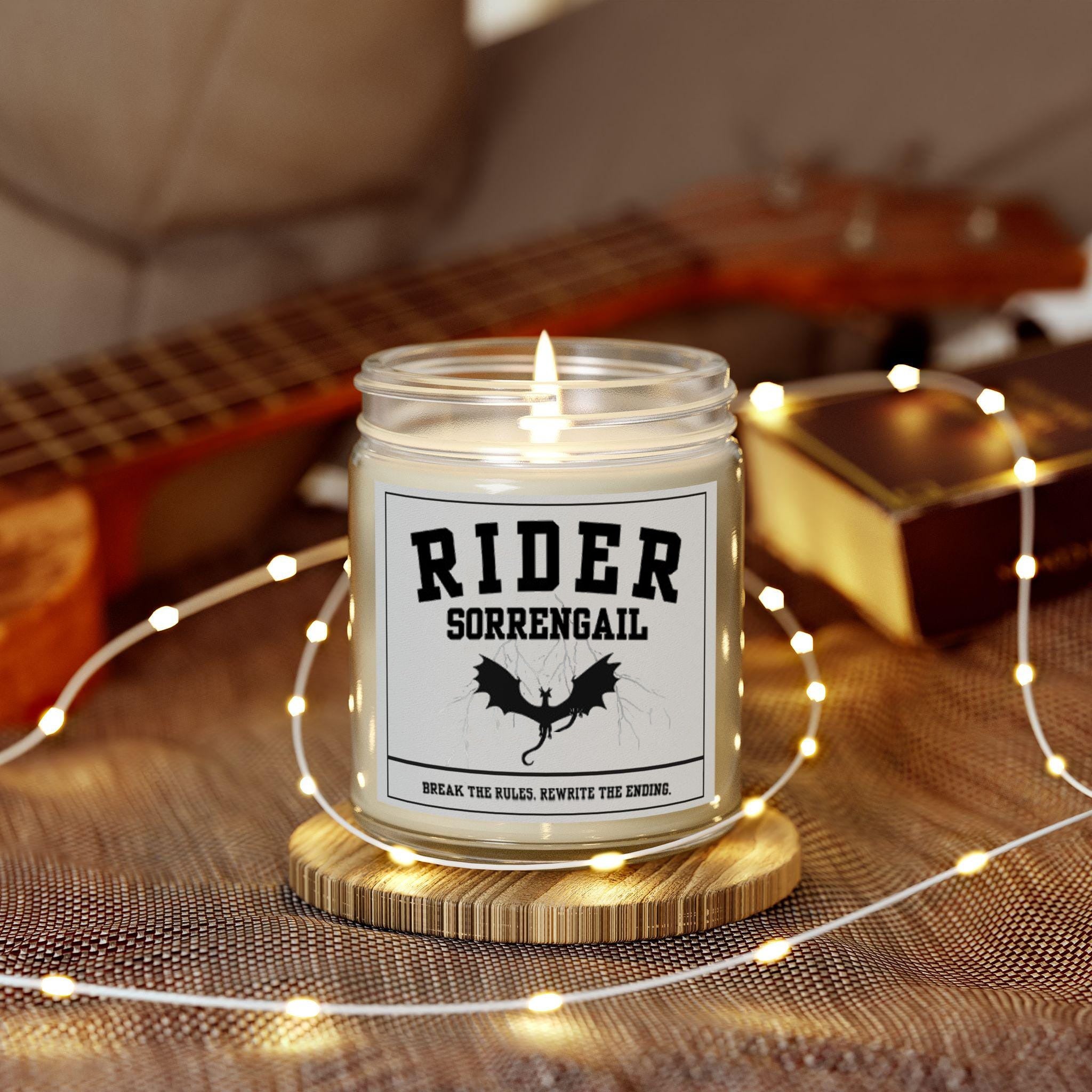 Wingleader Candle Fourth Wing Violet Sorrengail Gift for Book Lovers, Dragon Fantasy Decor, Romantasy Book, Basgiath War College Inspired CDVLR03