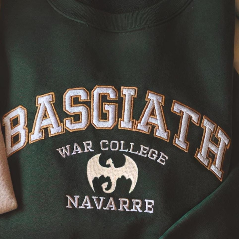 Embroidered Basgiath War College Sweatshirt, Dragon Rider Shirt, Violet Sorrengail Shirt,Fourth Wing Books, Fantasy Reader, Booktok, Navarre VEMB40