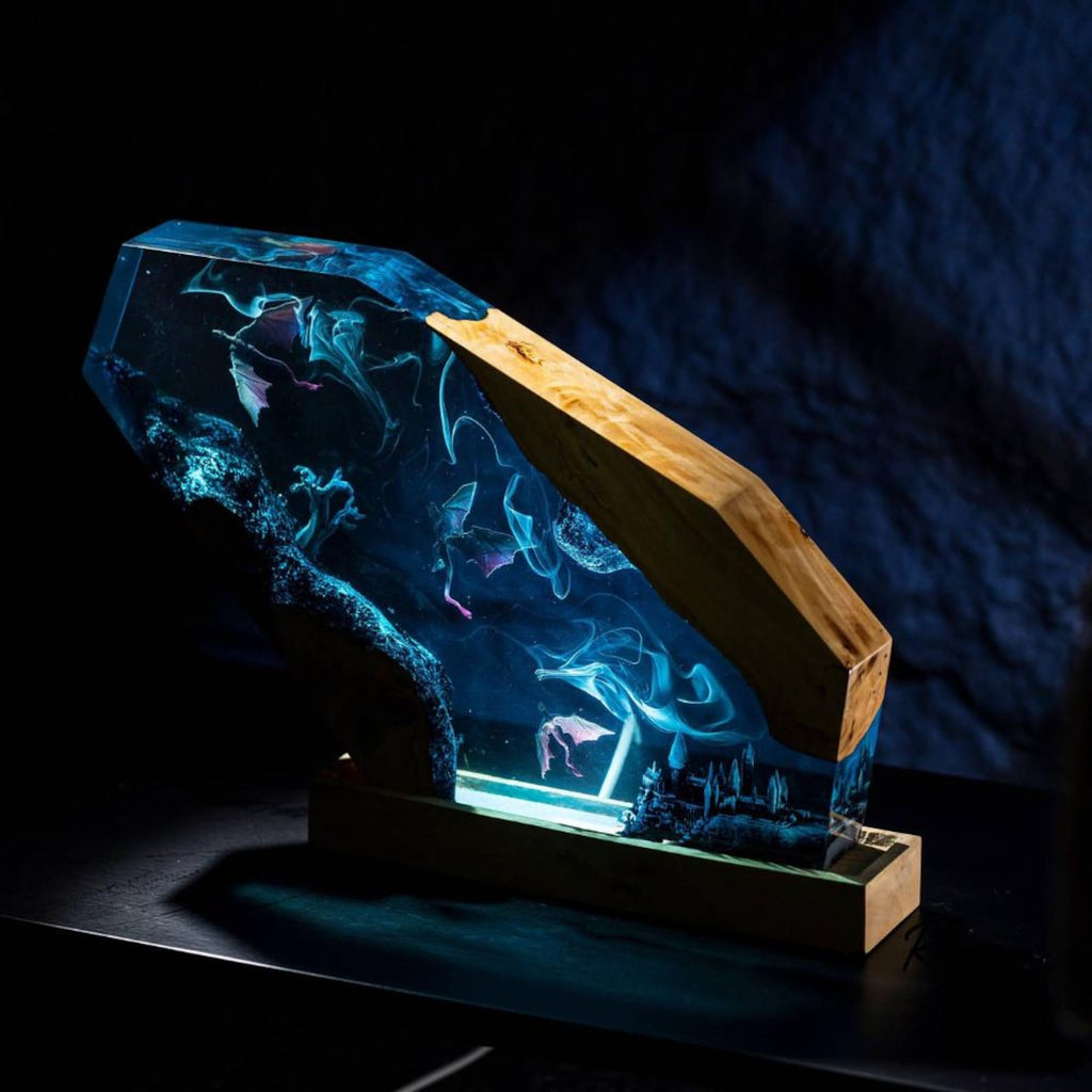 Dragon Resin Lamp, Fantasy Night Light, Epoxy Resin Dragon Lamp, Magical World Lamp, LED Resin Art Light, Wood Base Lamp, Fantasy Decor Gift.. ERNLVLA08