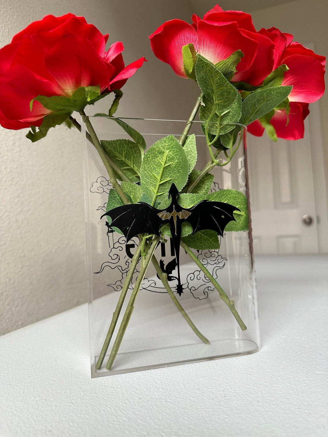 Fourth Wing Book Shaped Flower Vase, Dragons Bookish Acrylic Book Vase, Gift for Book Lovers, VLRBV03