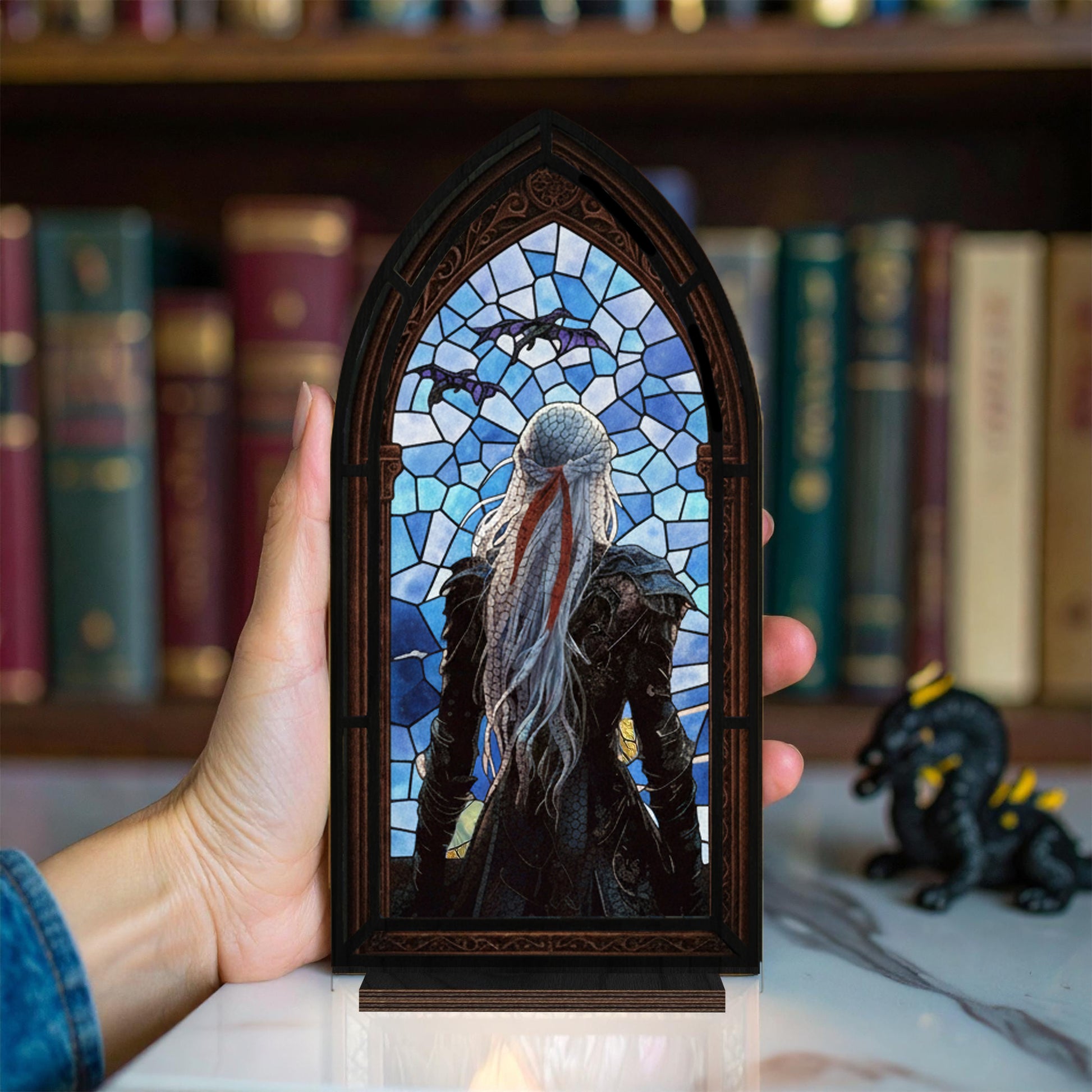 Celaena Sardothien Throne of Glass Book Nook, Fantasy Bookshelf Insert Decor Gift, Bookish Gift, Fantasy Collectible BNVLR04