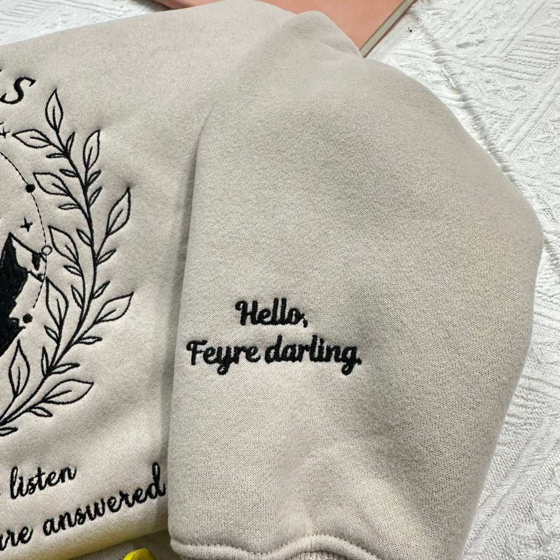 Embroidered Velaris City Of Starlight Sweatshirt, Acotar Emboridered, Velaris City Embroidered, VEMB08