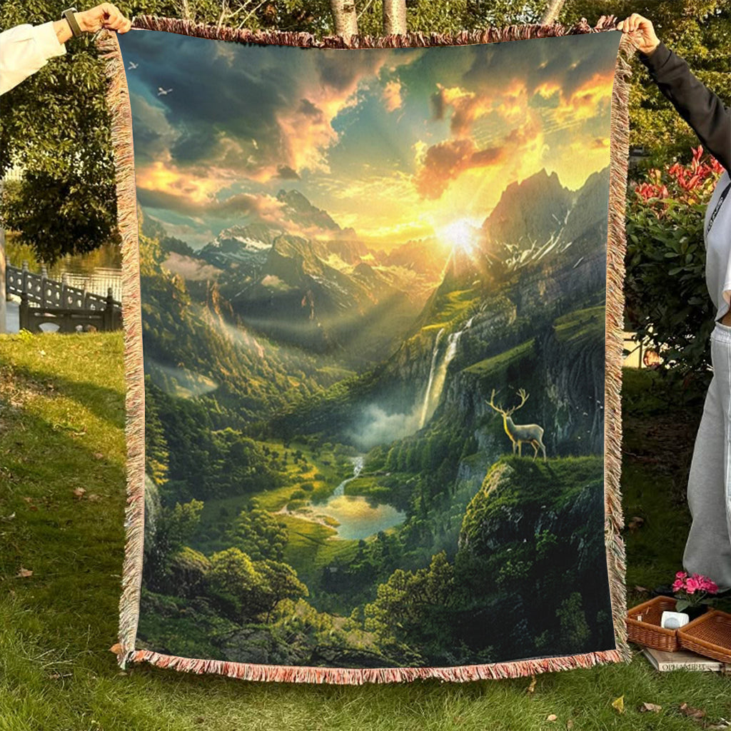 Fantasy Mountain Woven Blanket, Throne of Glass Inspired Throw, Scenic Bookish Home Decor, Gift for Fantasy Readers BKVLR07