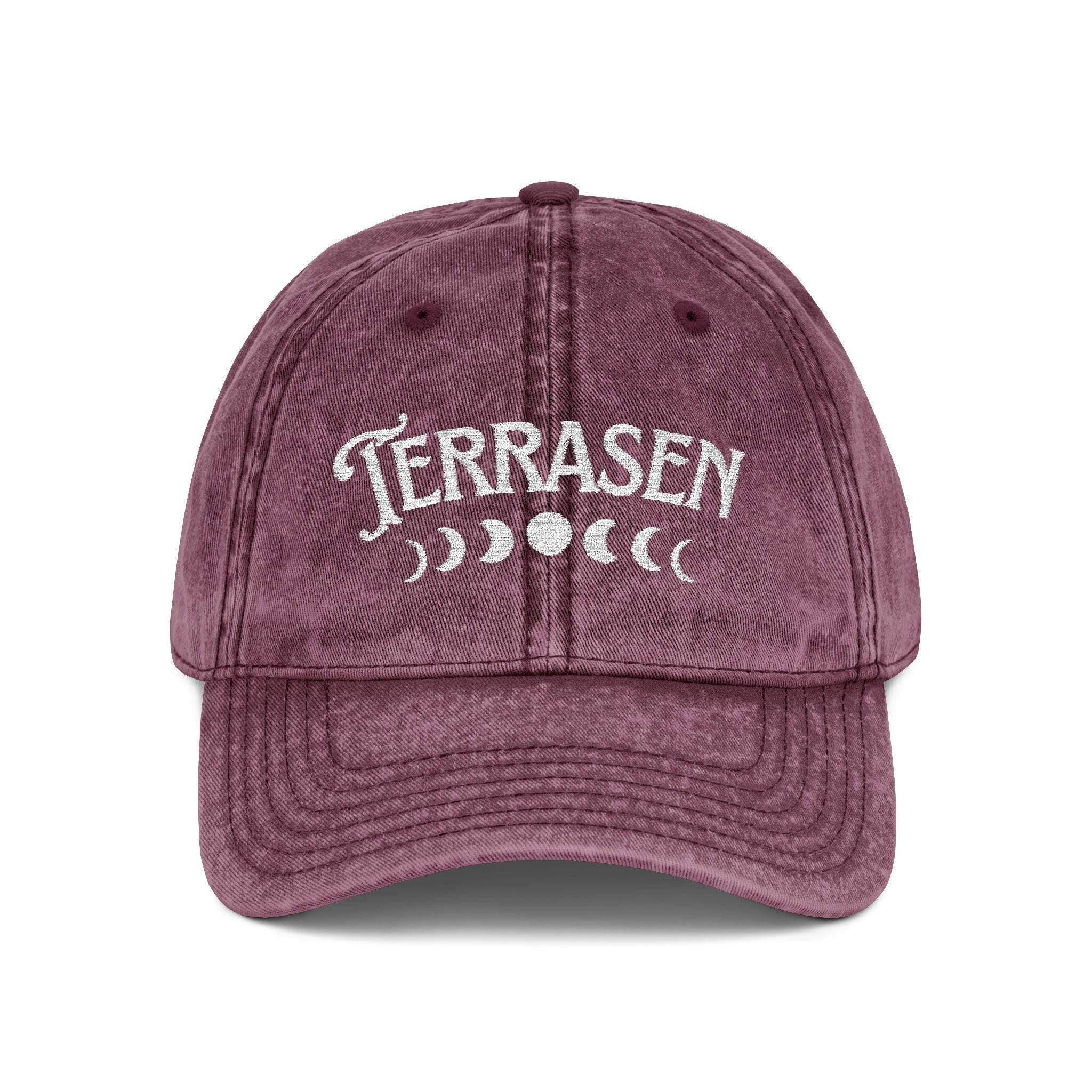 Terrasen Throne of Glass Fireheart Vintage Embroidered Hat, Bookish Gift for Her, To Whatever End VLRH08