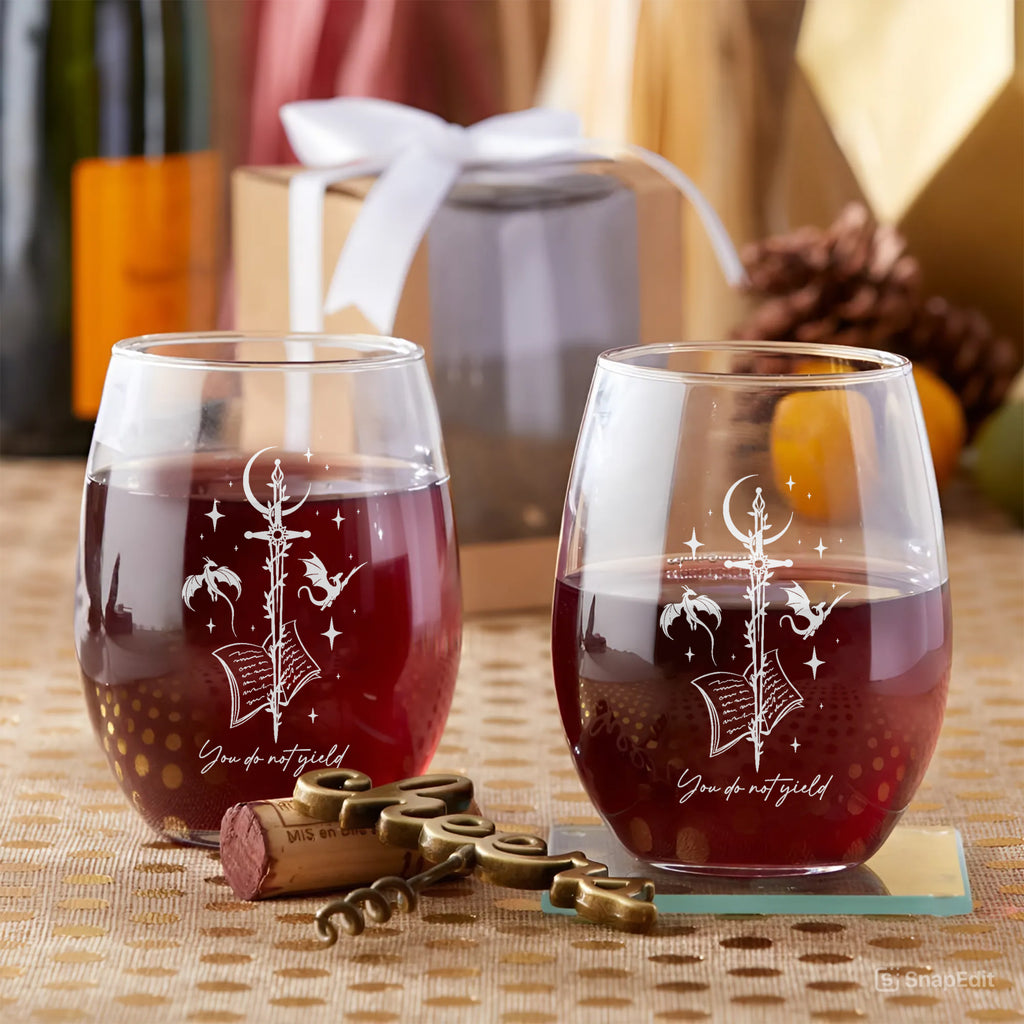 You Do Not Yield Wine Glass, Throne of Glass Beer Glass, Fantasy Bookish Glass Cup, Reader Gift For Book Lovers BGVLR06