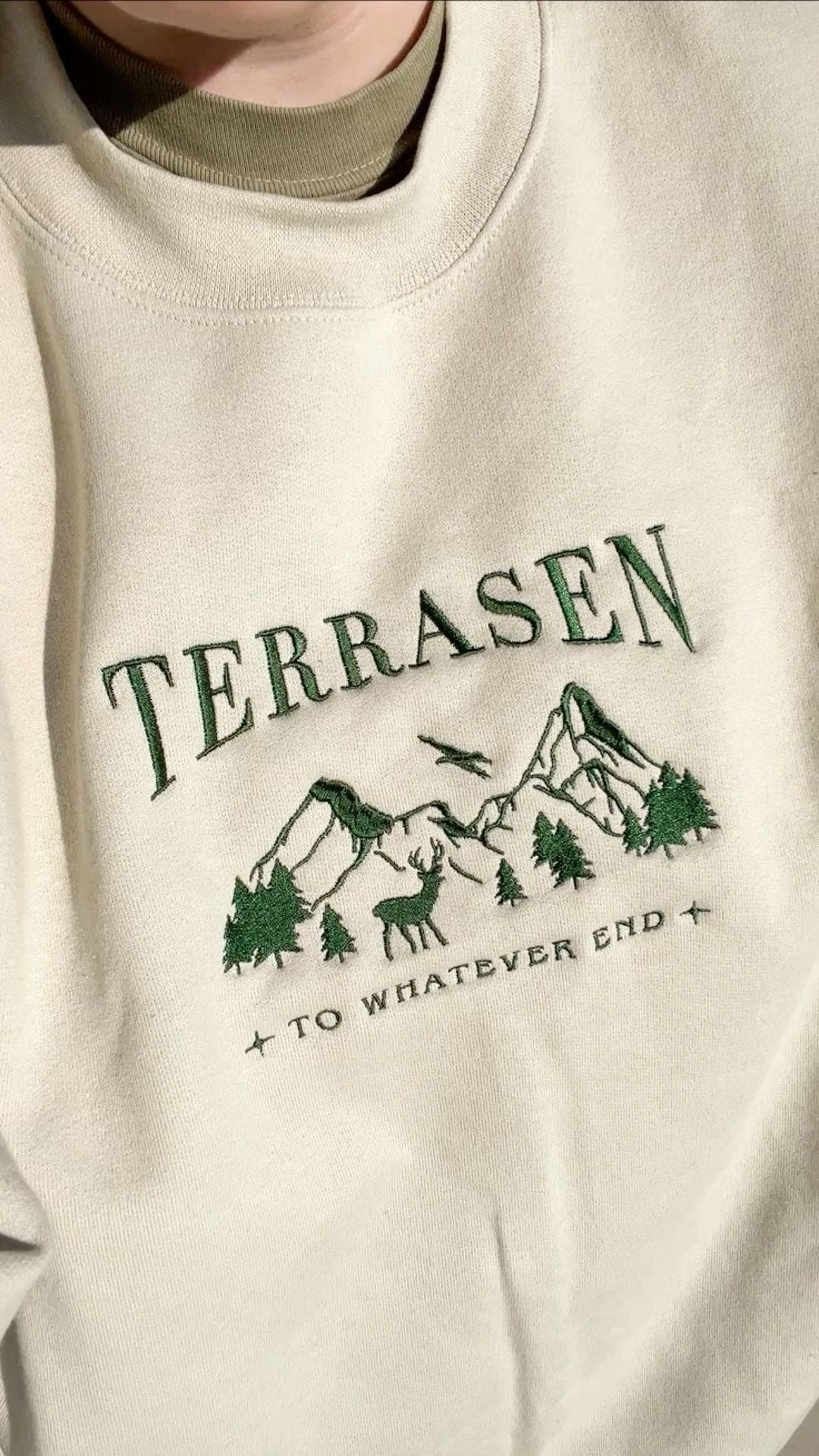 Terrasen To Whatever End Embroidered Sweatshirt, Throne of Glass Sarah J Maas Pullover, Fantasy Bookish Embroidered Crewneck VEMB53