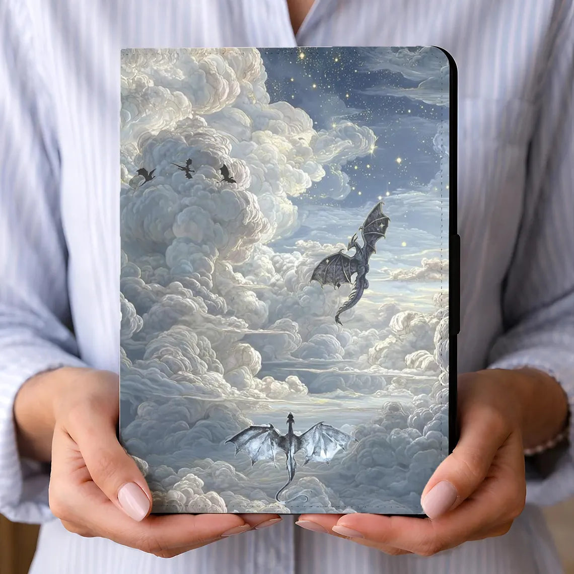 Fourth Wing Kindle Case, Paperwhite 12th 7"/11th 6.8"/10th 6", Kindle 10th 11th Gen, Kindle 2024 Colorsoft, Kobo Clara Case with Hand Strap 	KCVLR17