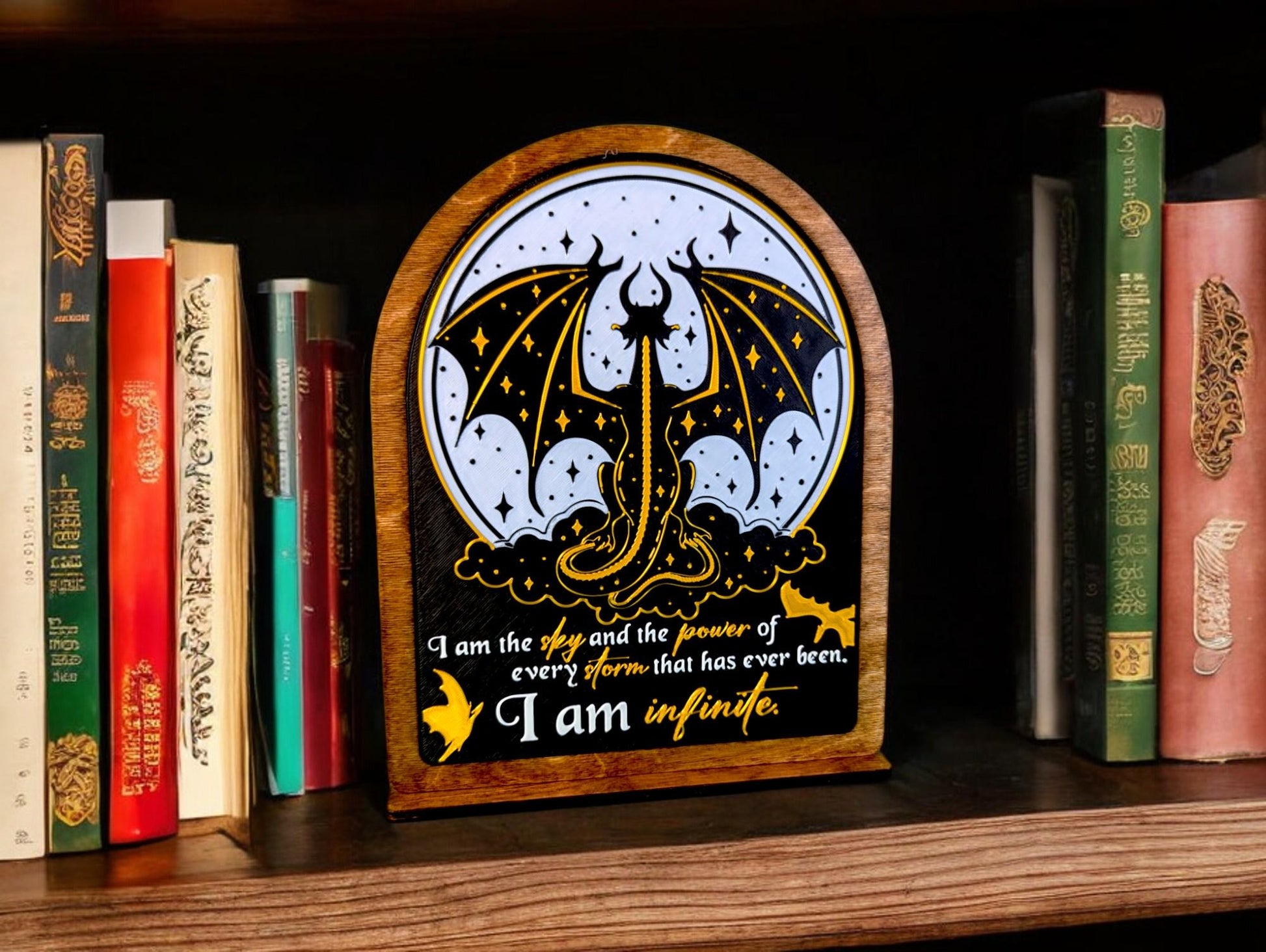 I am Infinite Fourth Wing Bookshelf Sign Wooden Shelf Sitter with Stand Bookish Decor for Xaden, Violet, Tairn and Andarna Lovers