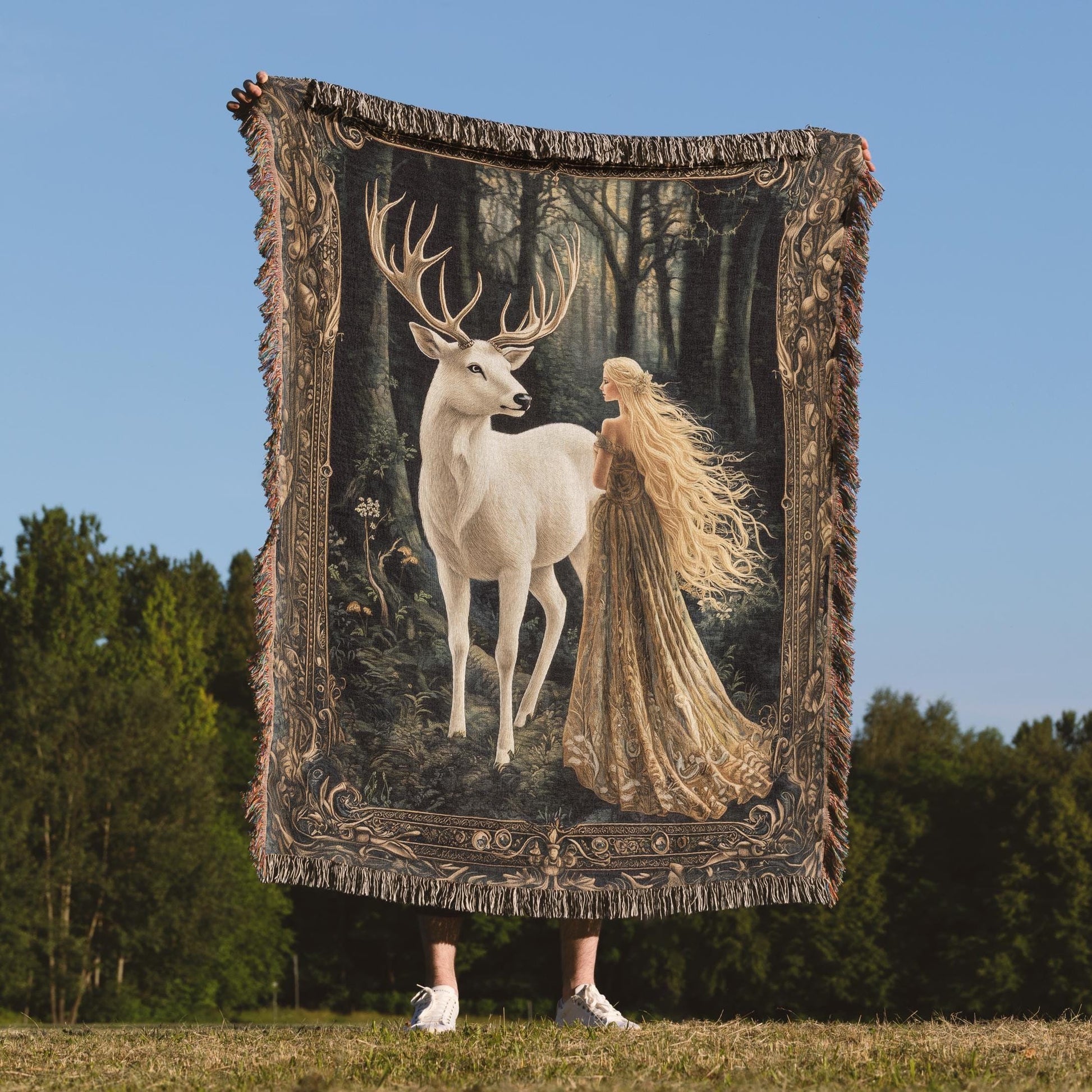 Throne of Glass Inspired Woven Blanket, Aelin and the White Stag Tapestry Throw, Cozy Fandom Gift for Booktok & Book Lovers, TOG Fan Merch BKVLR31