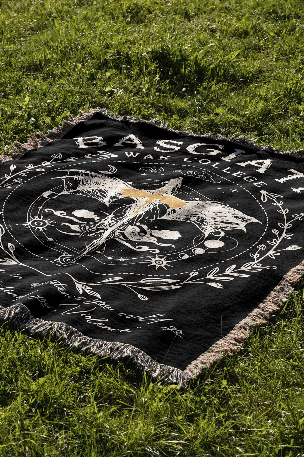 Fourth Wing Blanket, Soft Basgiath War College Throw, Perfect Bookish Gift for Readers, Comfy Reading Blanket BKVLR35