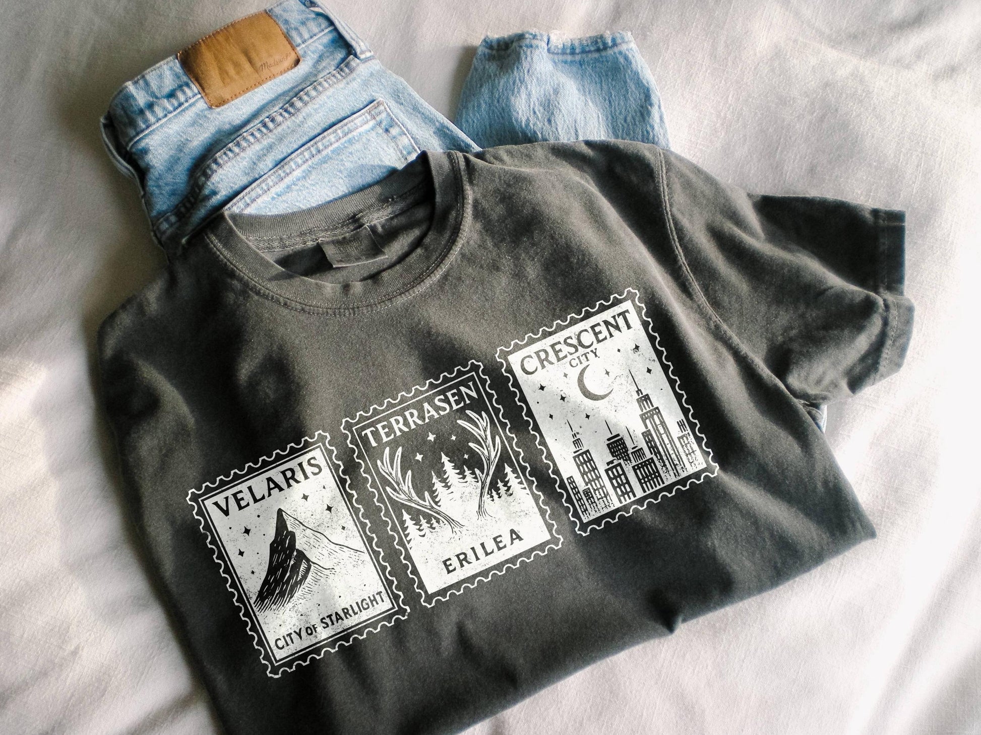 Velaris Terrasen Crescent City Shirt, ACOTAR Throne of Glass Crescent City Pullover, Sarah J Maas Bookish Crewneck